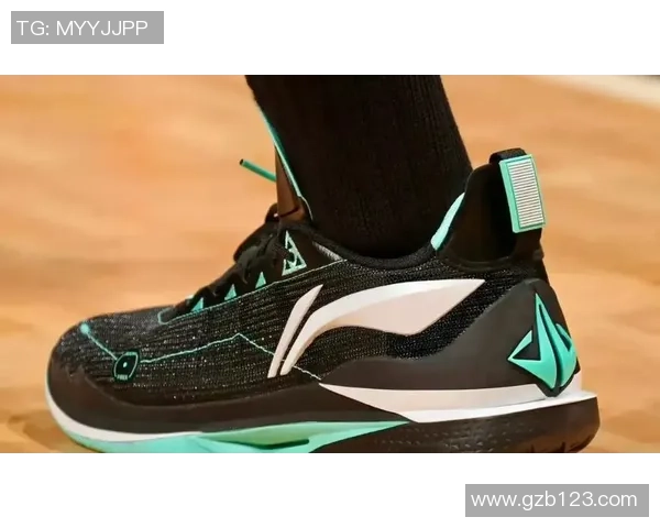 球星穿什么钉足球鞋最适合提升比赛表现和舒适度分析