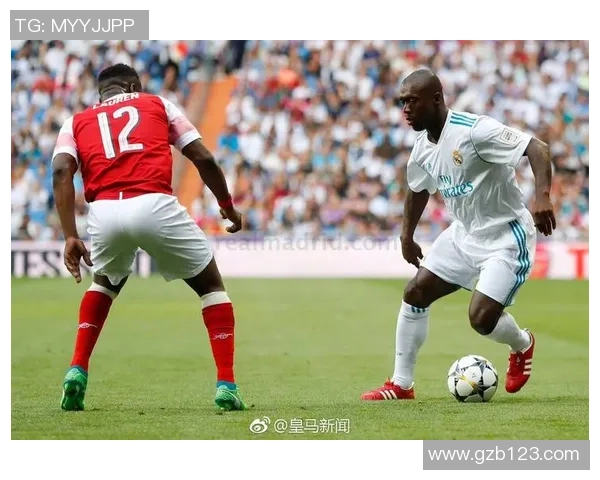 英国传奇球星的绿茵岁月与荣耀时刻全面解读 英国传奇球星的绿茵岁月与荣耀时刻全面解读