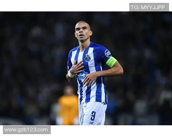 最宠粉的足球球星盘点他们与粉丝互动的感人瞬间和特别举动